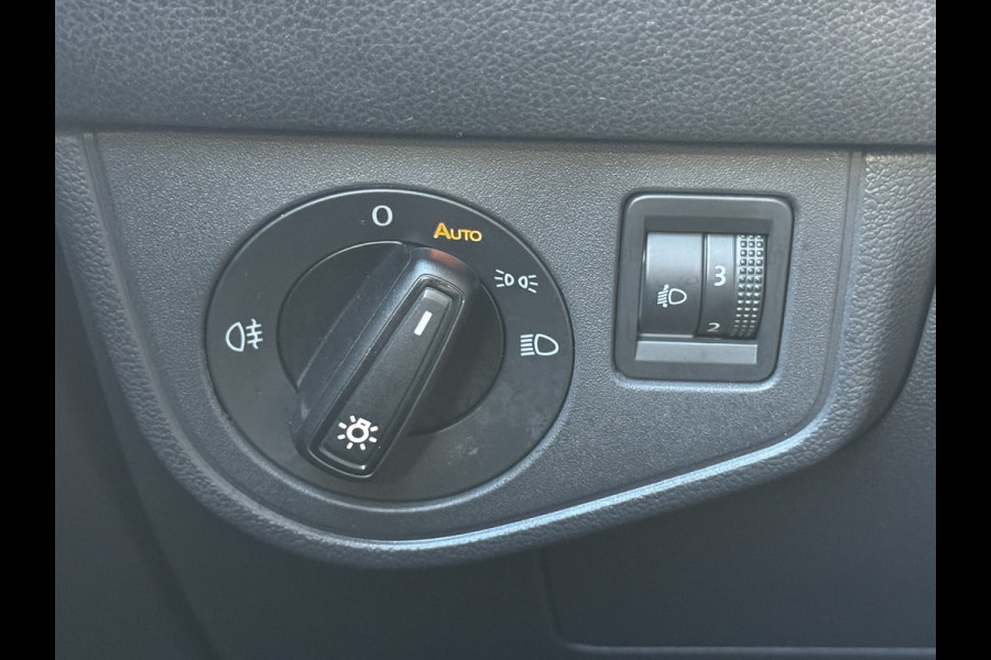 Volkswagen Polo 1.0 TSI Life Edition Camera Carplay Adaptive cruise Airco All season banden
