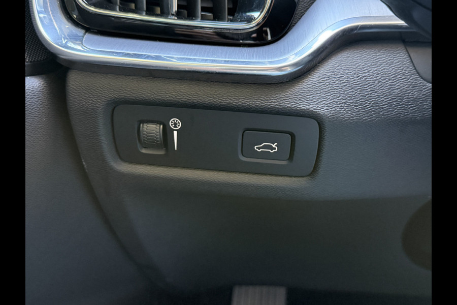 Volvo V60 2.0 B3 Momentum Advantage | Camera | Trekhaak | Apple Carplay