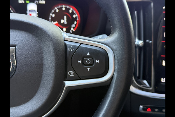 Volvo V60 2.0 B3 Momentum Advantage | Camera | Trekhaak | Apple Carplay