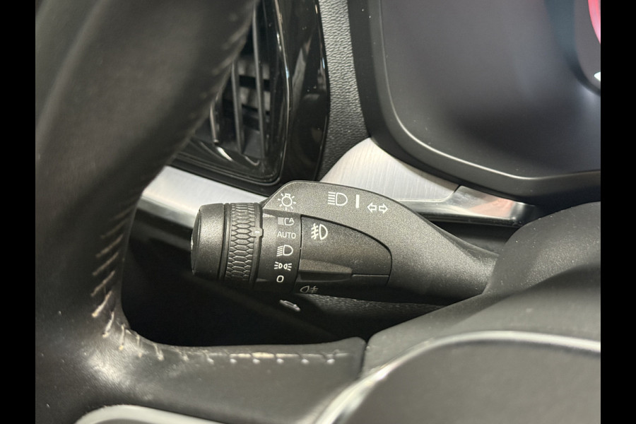 Volvo V60 2.0 B3 Momentum Advantage | Camera | Trekhaak | Apple Carplay