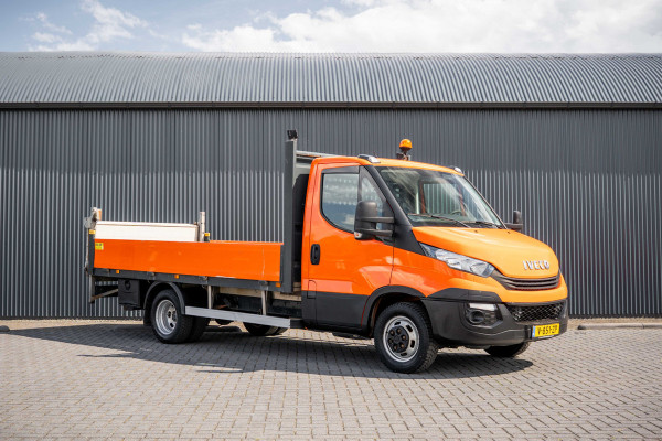 Iveco Daily 35C14 | 136 PK | N1 | Laadklep | 3.5T Trekhaak | Navi | Airco
