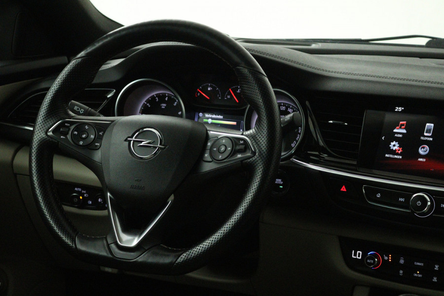 Opel Insignia Sports Tourer 1.5 Turbo Business Executive (TREKHAAK WEGKLAPBAAR, STOEL-/STUURVERWARMING, LEDER, CAMERA, NAVIGATIE, CAMERA, GROO