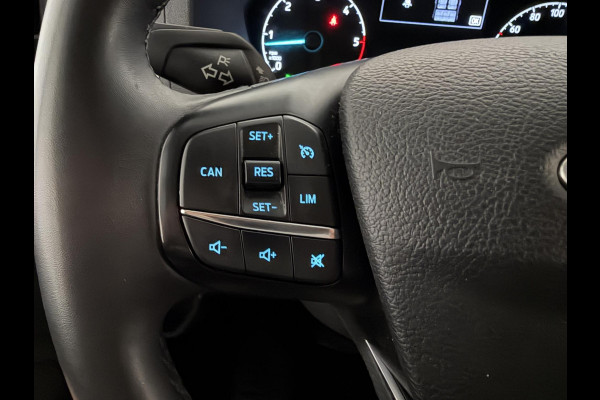 Ford Transit Custom 300 2.0 TDCI L2H1 Limited Dubbele cabine Navigatie Airco 2 Schuifdeuren Trekhaak Parkeersensoren Carplay DAB