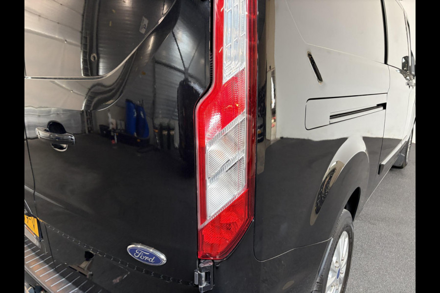 Ford Transit Custom 300 2.0 TDCI L2H1 Limited Dubbele cabine Navigatie Airco 2 Schuifdeuren Trekhaak Parkeersensoren Carplay DAB