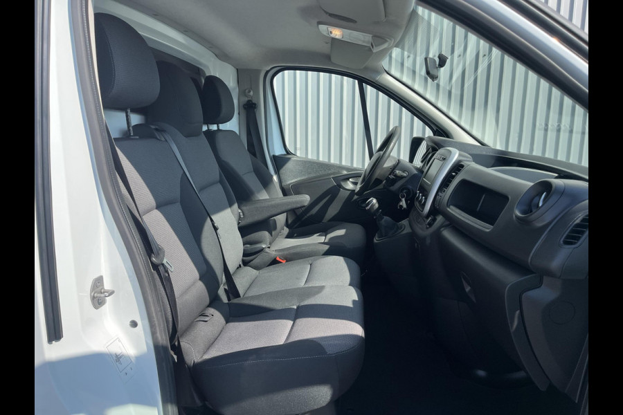 Renault Trafic 2.0 dCi 120 T29 L2H1*NAVI*HAAK*CRUISE*A/C*TEL*3PER
