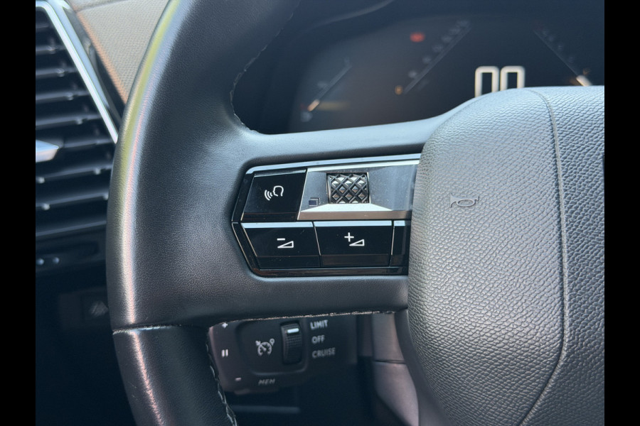 DS 7 Crossback BWJ 2020 | 1.2T 131 PK Executive PANO DAK | | CAMERA | CLIMA | CRUISE | NAVI | CARPLAY | PDC | LMV | PRIV. GLAS | MULTIFUNCT. STUUR
