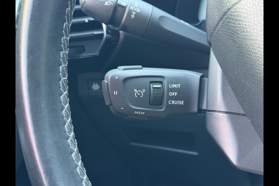 DS 7 Crossback BWJ 2020 | 1.2T 131 PK Executive PANO DAK | | CAMERA | CLIMA | CRUISE | NAVI | CARPLAY | PDC | LMV | PRIV. GLAS | MULTIFUNCT. STUUR