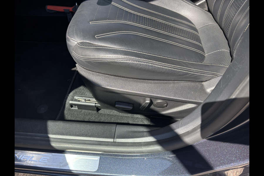 Ford FOCUS Wagon 1.0 EcoBoost Vignale 125pk | Panoramadak | Vol Leder | Adaptive cruise control | Winter Pack | LED | Bang&Olufsen | Camera