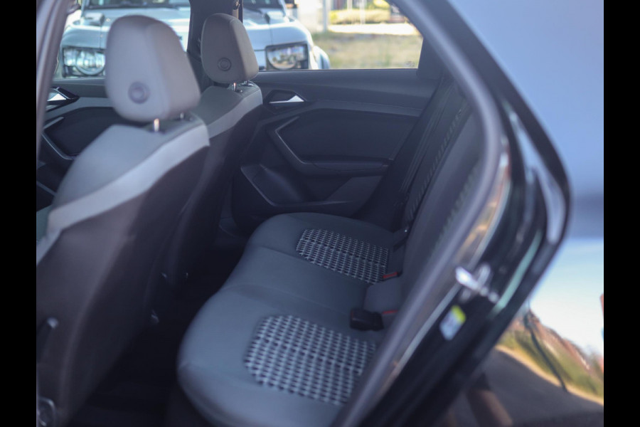Audi A1 Sportback 40 TFSI Edition One | Keyless | Camera | Stoelverw.