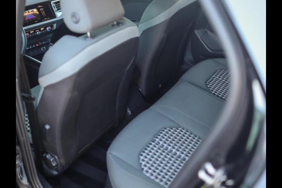 Audi A1 Sportback 40 TFSI Edition One | Keyless | Camera | Stoelverw.