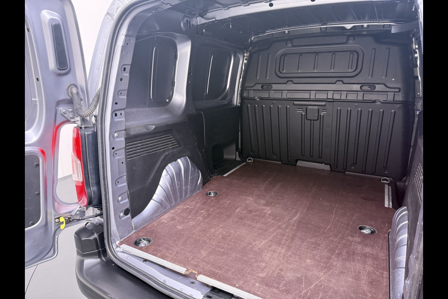 Opel Combo 1.5D L1H1 Edition 102PK! Navigatie, trekhaak, Cruise Control