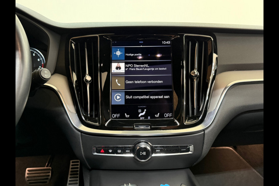 Volvo V60 2.0 B3 R-Design | Panoramadak | Harman Kardon | 360 Camera | Apple carplay & Android Auto