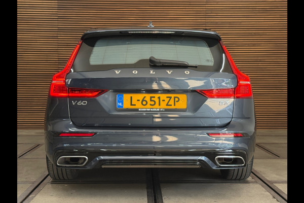 Volvo V60 2.0 B3 R-Design | Panoramadak | Harman Kardon | 360 Camera | Apple carplay & Android Auto