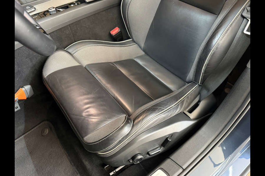 Volvo V60 2.0 B3 R-Design | Panoramadak | Harman Kardon | 360 Camera | Apple carplay & Android Auto