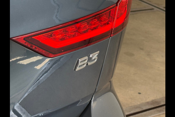 Volvo V60 2.0 B3 R-Design | Panoramadak | Harman Kardon | 360 Camera | Apple carplay & Android Auto