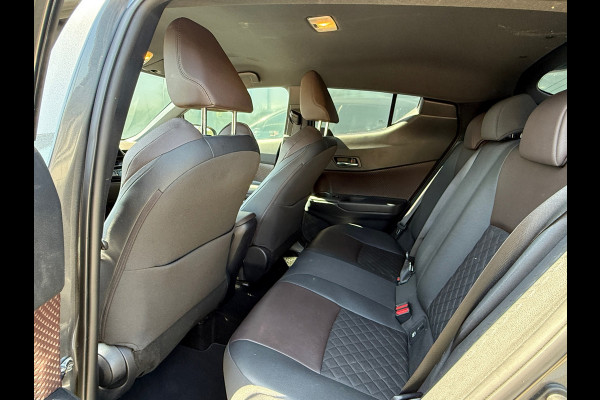 Toyota C-HR 1.8 Hybrid Executive Navi|Stoelver|Camera|Dealer Onderhouden