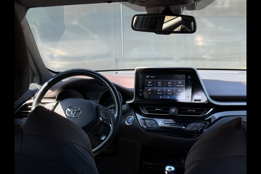 Toyota C-HR 1.8 Hybrid Executive Navi|Stoelver|Camera|Dealer Onderhouden