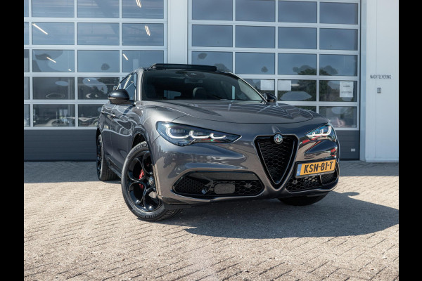 Alfa Romeo Stelvio 2.0 Turbo 280pk AWD Veloce | Schuif/Kanteldak | Harman Kardon | Adapt. Cruise | Matrix LED | Winter Pack | Apple Carplay
