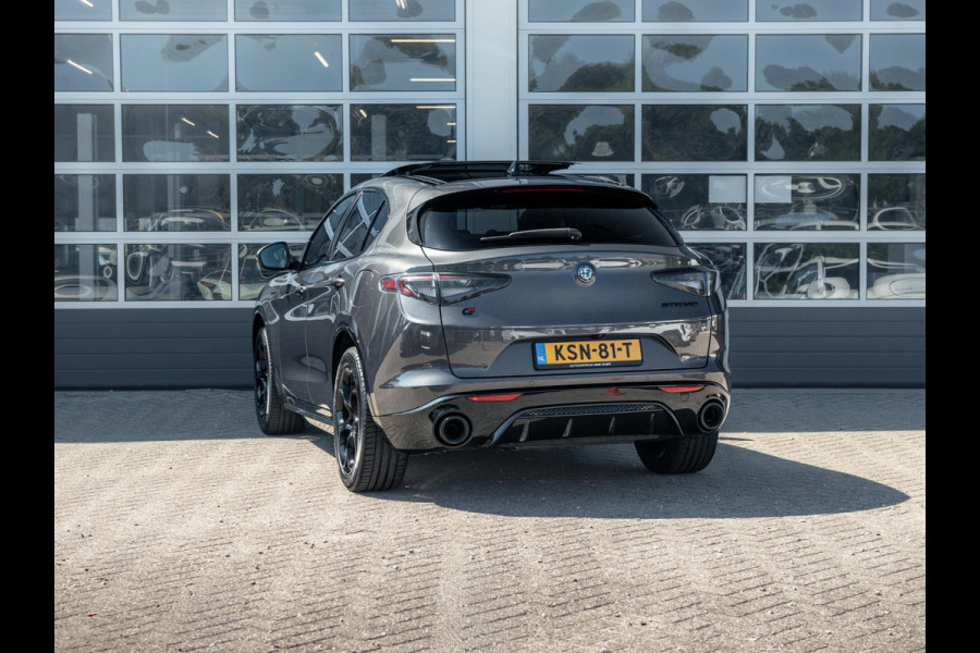 Alfa Romeo Stelvio 2.0 Turbo 280pk AWD Veloce | Schuif/Kanteldak | Harman Kardon | Adapt. Cruise | Matrix LED | Winter Pack | Apple Carplay