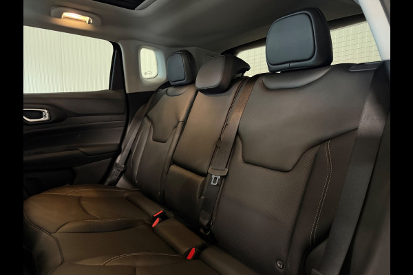 Jeep Compass 4xe 240 Plug-in Hybrid Electric Summit | NAP | PANO | TREKHAAK | VOL OPTIES!