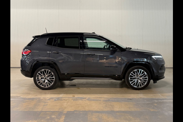 Jeep Compass 4xe 240 Plug-in Hybrid Electric Summit | NAP | PANO | TREKHAAK | VOL OPTIES!