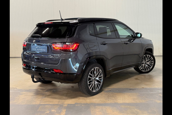 Jeep Compass 4xe 240 Plug-in Hybrid Electric Summit | NAP | PANO | TREKHAAK | VOL OPTIES!