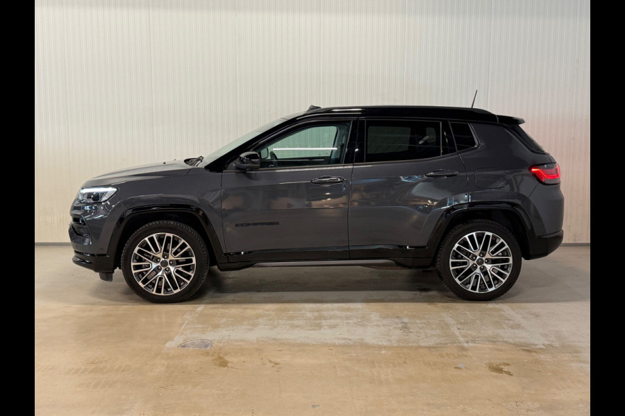 Jeep Compass 4xe 240 Plug-in Hybrid Electric Summit | NAP | PANO | TREKHAAK | VOL OPTIES!