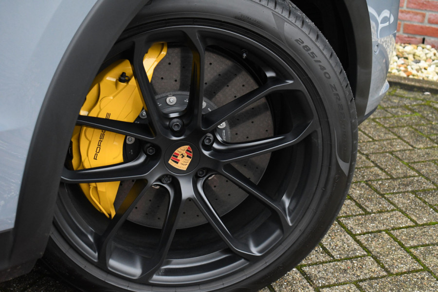 Porsche Cayenne Coupé 4.0 Turbo E-Hybrid GT Burmester PDCC Carbon HUD ACC 360