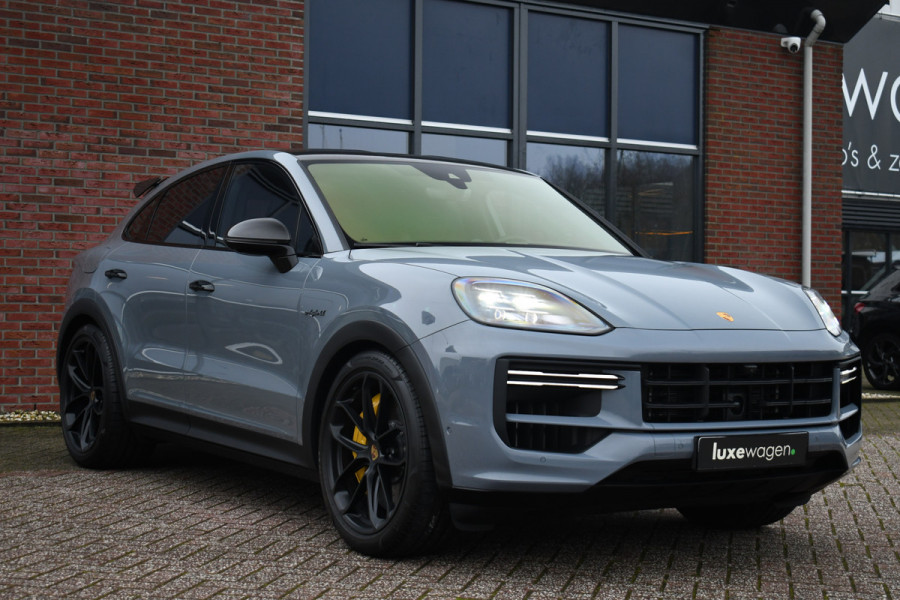 Porsche Cayenne Coupé 4.0 Turbo E-Hybrid GT Burmester PDCC Carbon HUD ACC 360