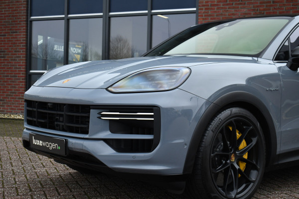 Porsche Cayenne Coupé 4.0 Turbo E-Hybrid GT Burmester PDCC Carbon HUD ACC 360