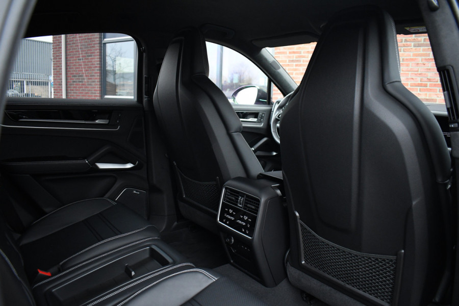 Porsche Cayenne Coupé 4.0 Turbo E-Hybrid GT Burmester PDCC Carbon HUD ACC 360