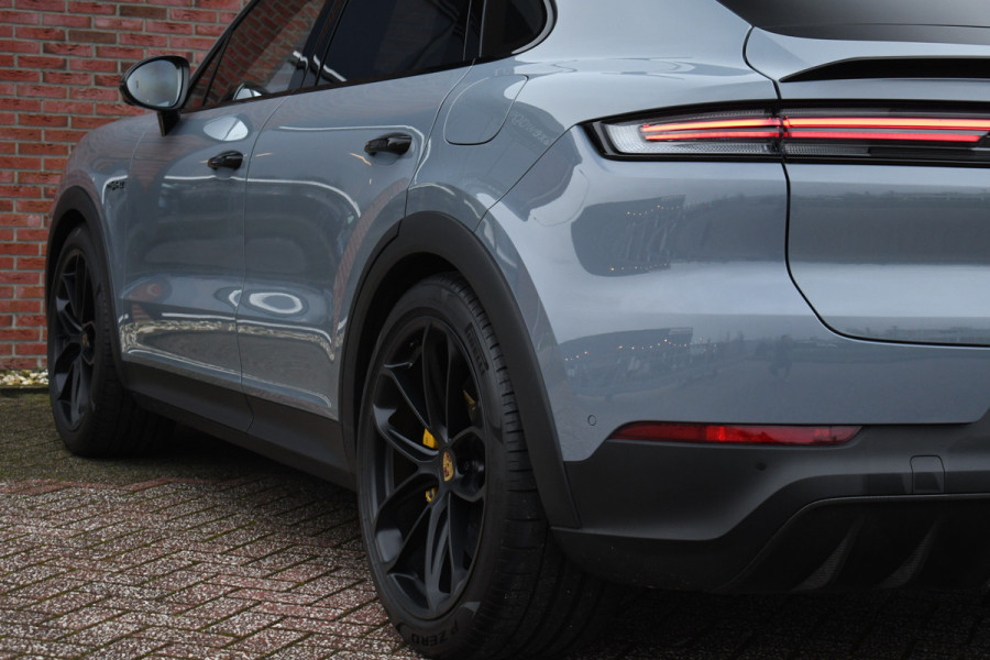 Porsche Cayenne Coupé 4.0 Turbo E-Hybrid GT Burmester PDCC Carbon HUD ACC 360