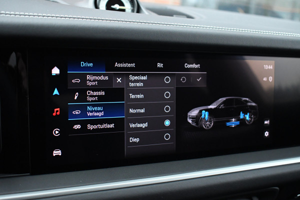 Porsche Cayenne Coupé 4.0 Turbo E-Hybrid GT Burmester PDCC Carbon HUD ACC 360