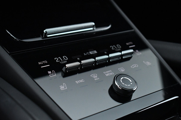 Porsche Cayenne Coupé 4.0 Turbo E-Hybrid GT Burmester PDCC Carbon HUD ACC 360