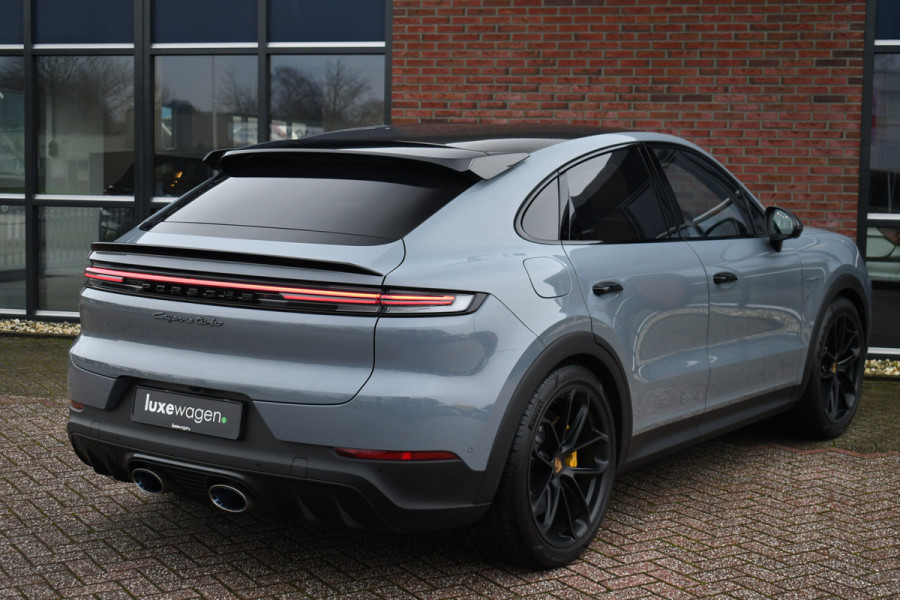 Porsche Cayenne Coupé 4.0 Turbo E-Hybrid GT Burmester PDCC Carbon HUD ACC 360