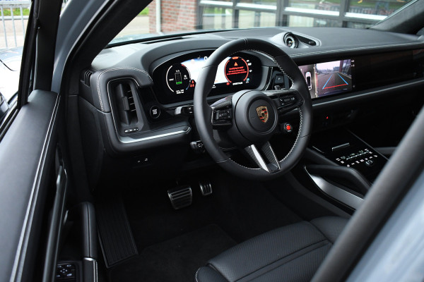 Porsche Cayenne Coupé 4.0 Turbo E-Hybrid GT Burmester PDCC Carbon HUD ACC 360