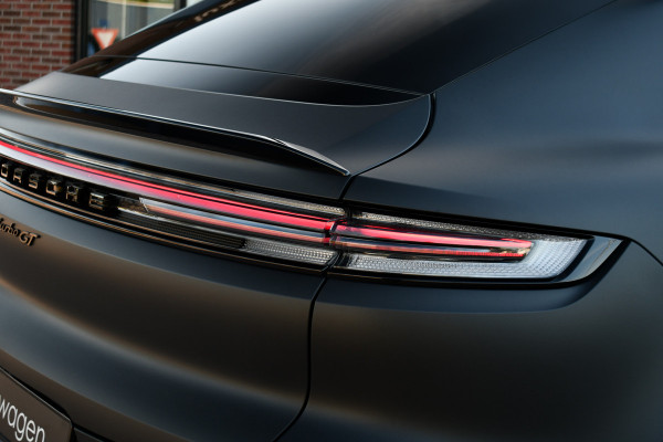 Porsche Cayenne Coupé 4.0 Turbo E-Hybrid GT Burmester PDCC Carbon HUD ACC 360