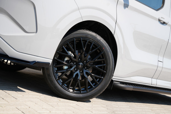 Ford E-Transit Custom 340 L2H1 Limited - Special Edition - 71kWh 218pk - 370KM WLTP - AGR Bestuurdersstoel - ACC - B&O - Navi - Stoel/Stuurverwarming