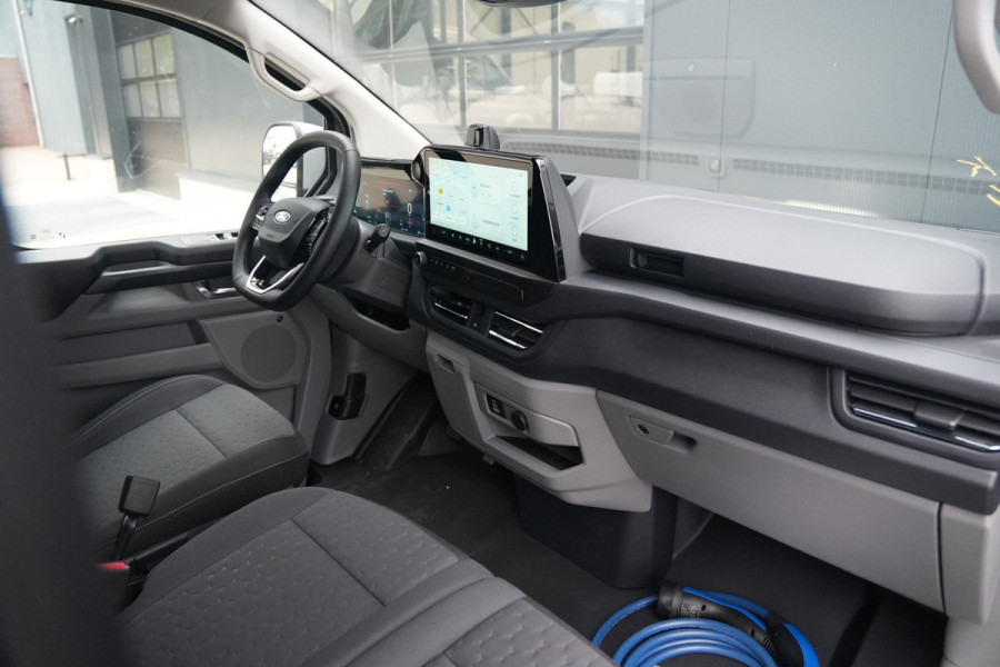 Ford E-Transit Custom 340 L2H1 Limited - Special Edition - 71kWh 218pk - 370KM WLTP - AGR Bestuurdersstoel - ACC - B&O - Navi - Stoel/Stuurverwarming