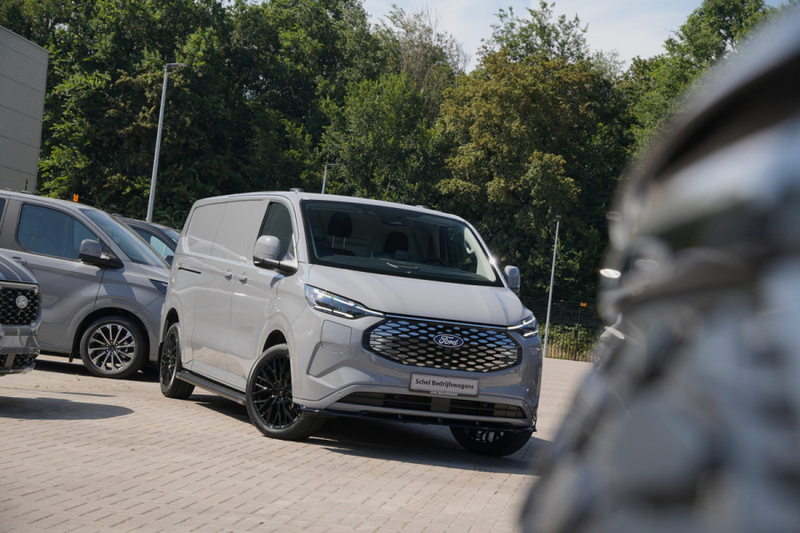Ford E-Transit Custom 340 L2H1 Limited - Special Edition - 71kWh 218pk - 370KM WLTP - AGR Bestuurdersstoel - ACC - B&O - Navi - Stoel/Stuurverwarming