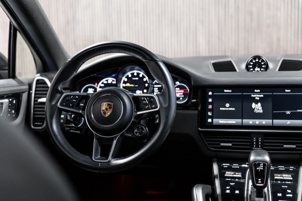 Porsche Cayenne Coupé 3.0 E-Hybrid Platinum Edition Pano Full Option