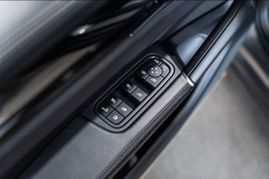 Porsche Cayenne Coupé 3.0 E-Hybrid Platinum Edition Pano Full Option