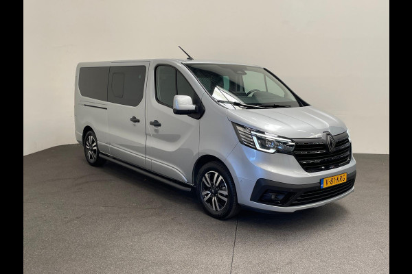 Renault Trafic 2.0 Blue dCi 170PK L2H1 Dubbele Cabine Anniversary Trekhaak Navigatie Apple Carplay Android Auto Camera Parkeerhulp Cruise Control Dodehoekassistent Virtual Cockpit Full Led Stoelverwarming Climate Control Lichtmetalen velgen