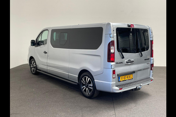 Renault Trafic 2.0 Blue dCi 170PK L2H1 Dubbele Cabine Anniversary Trekhaak Navigatie Apple Carplay Android Auto Camera Parkeerhulp Cruise Control Dodehoekassistent Virtual Cockpit Full Led Stoelverwarming Climate Control Lichtmetalen velgen