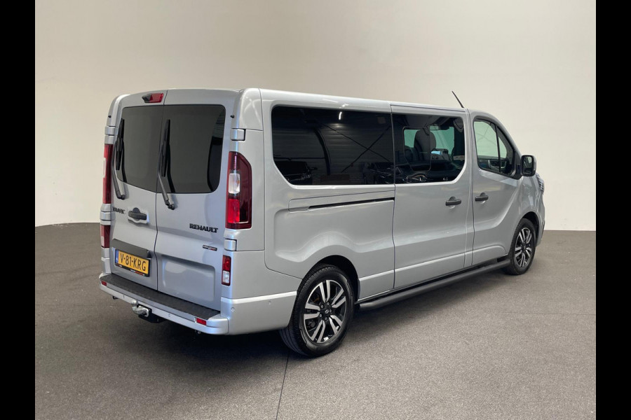 Renault Trafic 2.0 Blue dCi 170PK L2H1 Dubbele Cabine Anniversary Trekhaak Navigatie Apple Carplay Android Auto Camera Parkeerhulp Cruise Control Dodehoekassistent Virtual Cockpit Full Led Stoelverwarming Climate Control Lichtmetalen velgen