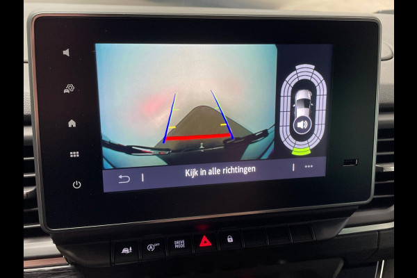 Renault Trafic 2.0 Blue dCi 170PK L2H1 Dubbele Cabine Anniversary Trekhaak Navigatie Apple Carplay Android Auto Camera Parkeerhulp Cruise Control Dodehoekassistent Virtual Cockpit Full Led Stoelverwarming Climate Control Lichtmetalen velgen