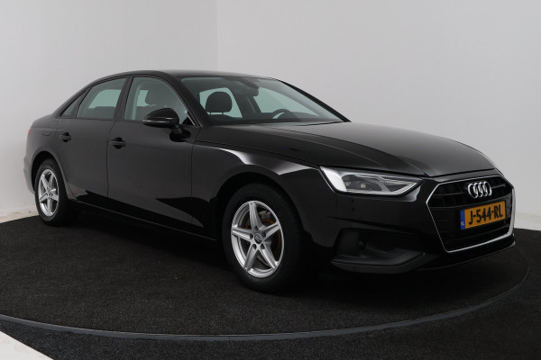 Audi A4 Limousine 35 TFSI Pro Line (ACHTERUITRIJCAMERA, CRUISE CONTROL, NAVIGATIE, PARKEERSENSOREN)