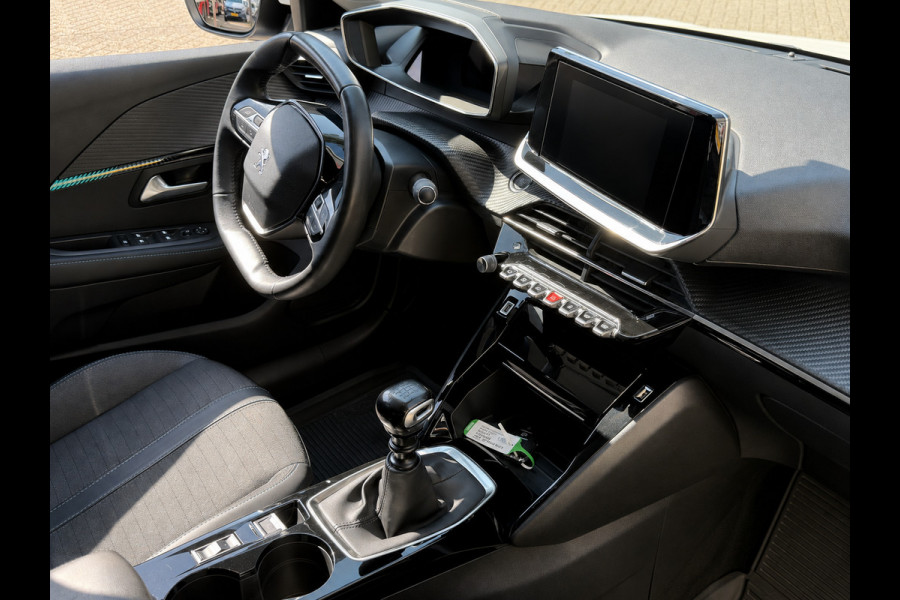 Peugeot 208 1.2 PureTech Allure Pack 101PK - Apple Carplay / Navigatie I Airco I LED I DPC I Sport pakket I Dealer onderhouden