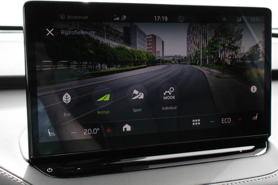 Škoda ENYAQ iV 80 Sportline Navigatie Climate Control Cruise Control Adaptive Camera | DEMO! |
