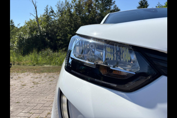 Peugeot 2008 1.2 PureTech Allure 130 PK | CarPlay | Zwart Optiek | Climate Control | Cruise | 18" LMV